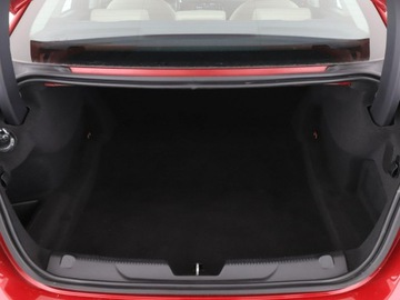 Jaguar XE Sedan 2.0 i4 180KM 2015 Jaguar XE 20d Pure Automat Klimatronik Nawigacja, zdjęcie 19