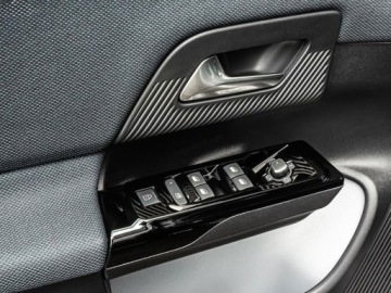 Citroen C5 Aircross II SUV 1.2 Hybrid 145KM 2026 Od ręki - Plus 1.2 mHEV 145KM, zdjęcie 4