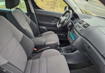 Skoda Roomster Mikrovan Facelifting 1.2 TSI 85KM 2014 Skoda Roomster Noire Black Edition Czujniki Parkowania Grzane Fotele 1.2, zdjęcie 22