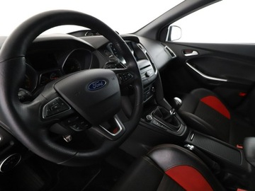 Ford Focus III ST 2.0 EcoBoost 250KM 2017 Ford Focus skóra bi-xenon navi Sync3 grzane, zdjęcie 13