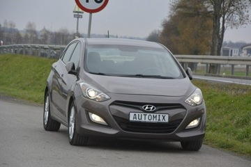 Hyundai i30 II Hatchback 5d 1.4 MPI 100KM 2012 Hyundai i30 1.4 MPI Benzyna gwarancja przebiegu, zdjęcie 13