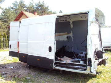 Iveco Daily 15- błotnik tył karoseria drzwi dach 16-24
