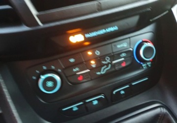 Ford Tourneo Connect III Standard 1.5 EcoBlue 120KM 2019 Ford Tourneo Connect Kamera cofania Bezwypadkowy Serwis GetHelp 1.5, zdjęcie 17