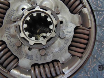 НАЖИМНЫЙ ДИСК КОЛЕСА СЦЕПЛЕНИЯ NISSAN ATLEON 4.5