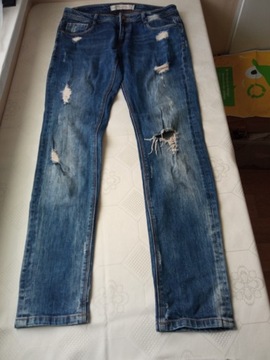 Zara premium damskie spodnie jeans r 40 pas 82-86cm przetarcia
