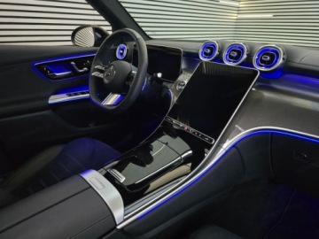 Mercedes GLC C254/X254 SUV 2.0 200d 163KM 2026 GLC Coupe 200 d 4-Matic AMG Line 1.9 (moc 163 KM) 2026, zdjęcie 9