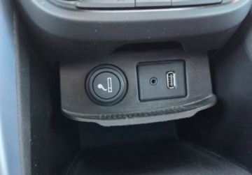 Opel Zafira C Tourer 1.4 Turbo ECOTEC 140KM 2015 Opel Zafira 1.4benz 140KM 6biegow Alu Navi Pdc Klima 7miejsc Kurtny Oplat, zdjęcie 26