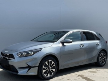 Kia Ceed III Hatchback Facelifting  1.5 T-GDI 140KM 2025 KIA Cee'd 1.5 T-GDI Tribute DCT Hatchback 140KM 2025