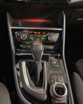 BMW Seria 2 F22-F23-F45-F46 2017 BMW Seria 2 salon Polska 7-osobowy FV 23 R CARS Warszawa 2.0 Diesel 150KM, zdjęcie 25