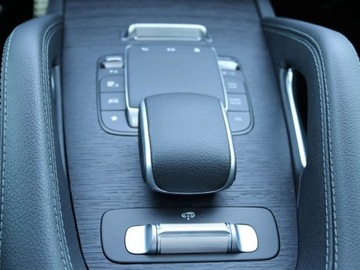 Mercedes GLE V167 SUV Facelifting 3.0 450d 367KM 2025 MERCEDES-BENZ GLE 450 d 4-Matic AMG Line 3.0 (367KM) 2025, zdjęcie 9