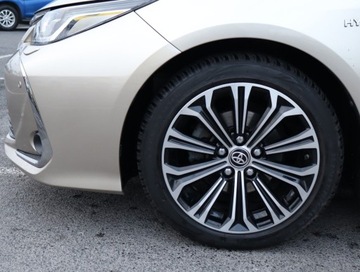 Toyota Corolla XII Sedan 1.8 Hybrid 122KM 2020 Toyota Corolla 1.8 Hybrid, Salon Polska, zdjęcie 14