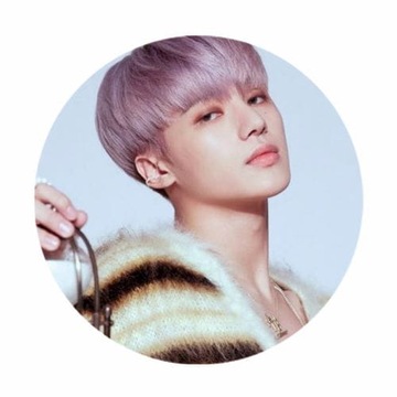 Przypinka Ateez Wooyoung K-pop 58 mm