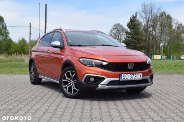 Fiat Tipo II Hatchback Facelifting 1.6 MultiJet 130KM 2021 Fiat Tipo 1.6 MultiJet 130KM Cross Lift Full LED Kamera Tempomat ACC 1.6, zdjęcie 10