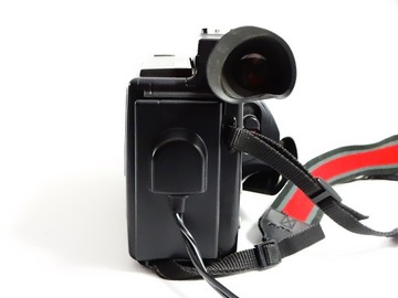 Аналоговая камера SONY CCD-V90E HANDYCAM PRO + аксессуары