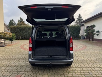 Citroen Berlingo II Combi Facelifting 2015 1.6 BlueHDi 100KM 2015 Citroen Berlingo Citroen Berlingo II (2008 - 2018) 1.6 1.6 Diesel 99KM, zdjęcie 28