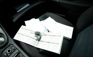 Honda Civic VIII Hatchback 3d 1.8 i-VTEC 140KM 2011 Honda Civic 1.8 i-VTEC 140KM benzyna niski przebieg PDC Climatronic welur, zdjęcie 32