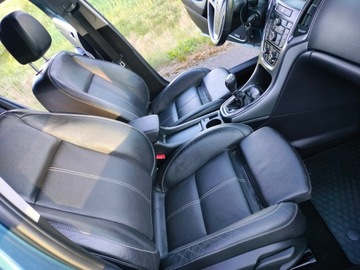 Opel Astra J Hatchback 5d 1.6 Turbo ECOTEC 180KM 2012 OPEL ASTRA J*1.6 TURBO*MOC-180PS*LED* BI-XENON*SKÓRA*NAGŁOŚNIENIE INFINITY*, zdjęcie 15