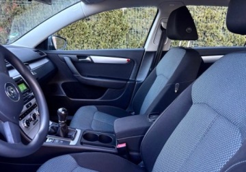 Volkswagen Passat B7 Variant 1.6 TDI CR DPF BlueMotion 105KM 2014 Volkswagen Passat KLIMA NAVI Oplacony Stan bdb ZAMIANA 1.6 Diesel, zdjęcie 15