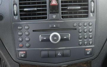 Mercedes Klasa C W204 Limuzyna 1.8 180 K 156KM 2009 Mercedes-Benz Klasa C 1.8B Kompresor Navi Oryginal Lakier 2 Kpl Kol Sprowa, zdjęcie 21