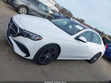 Mercedes Klasa E W214 2025 Mercedes-Benz Klasa E 350 2025 2.0 Benzyna 255KM, zdjęcie 2