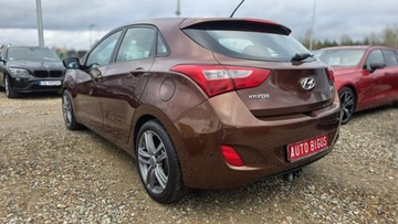 Hyundai i30 II Hatchback 5d 1.4 CRDi 90KM 2012 Hyundai i30 1,4 Crdi bardzo ekonomiczny Ledy, zdjęcie 6
