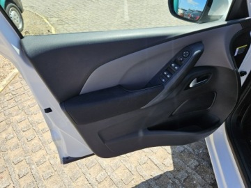 Citroen C4 Spacetourer Van 1.5 BlueHDi 131KM 2019 Citroen C4 SpaceTourer 1,5 diesel 130KM, zdjęcie 13