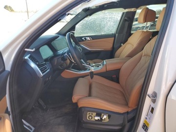 BMW X5 G05 2023 BMW X5 M50I 2023 4.4l 4.4 Benzyna 523KM, zdjęcie 7