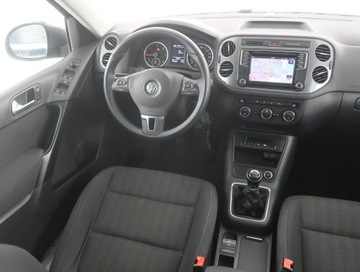 Volkswagen Tiguan I SUV Facelifting 2.0 TDI CR DPF BlueMotion 110KM 2015 VW Tiguan 2.0 TDI, Salon Polska, Navi, Xenon, zdjęcie 6