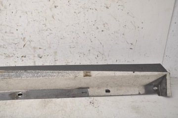 НАКЛАДКА НА РАМКУ JAGUAR XE ПРАВАЯ GX7M-101D56-A