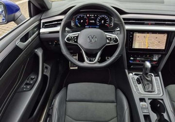 Volkswagen Arteon Fastback Facelifting 2.0 TDI 200KM 2023 Volkswagen Arteon Shooting Brake R-Line 2.0TDI 200KM DSG Kamera360 ACC Hak, zdjęcie 19