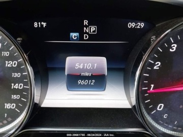 Mercedes Klasa E W213 2019 Mercedes-Benz Klasa E 2019 Mercedes-Benz E-Class E 300 4MATIC Sedan 2.0, zdjęcie 8