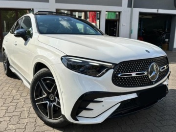 Mercedes GLC C254/X254 Coupe 2.0 300 258KM 2025 GLC Coupe 300 4-Matic AMG Line 2.0 (moc 258 KM) 2025, zdjęcie 3