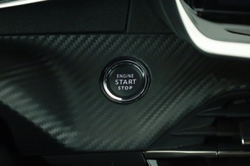 Peugeot 2008 II SUV Facelifting 1.2 PureTech 130KM 2024 Peugeot 2008 1.2 PureTech, Salon Polska, zdjęcie 14