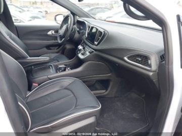 Chrysler Pacifica II 2025 Chrysler Pacifica Limited 2025 3.6 Benzyna 287KM, zdjęcie 9