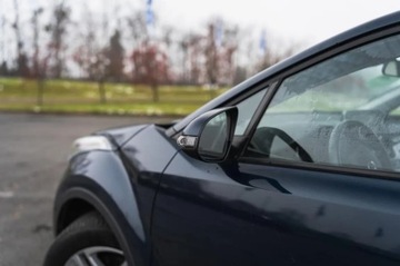 Toyota C-HR I Crossover Facelifting 1.8 Hybrid 122KM 2022 Toyota C-HR 1.8 Hybrid, Serwis ASO, Automat, zdjęcie 11