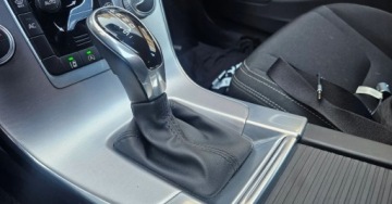 Volvo V60 I 2016 Volvo V60 2.0 Moc 240 KM benzyna - GAZ 2.0 Benzyna 240KM, zdjęcie 3