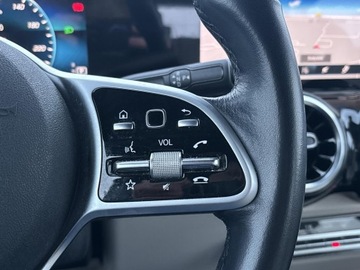 Mercedes GLB SUV 2.0 180d 116KM 2021 Mercedes-Benz GLB 180, zdjęcie 27