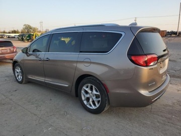 Chrysler Pacifica II 2017 Chrysler Pacifica Touring L Plus 2017 3.6l 3.6 Benzyna 287KM, zdjęcie 1