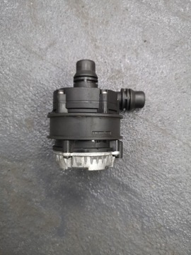 POMPA WODY MERCEDES BOSCH A0005002686 0392024050