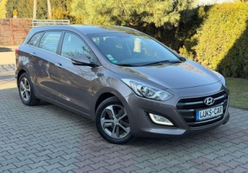 Hyundai i30 II Wagon Facelifting 1.4 MPI 100KM 2016 Hyundai i30 1,4 100KM LIFT Key-less Kamera Navi Bezwypadkowy SERWIS Super, zdjęcie 6