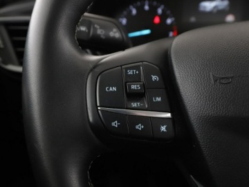 Ford Kuga III 2020 Ford Kuga 1.0 Mild-Hybrid Titanium Klimatyzacja, zdjęcie 31