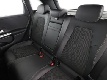 Mercedes Klasa B W247 Sports Tourer 2.0 B200d 150KM 2019 Mercedes B 200 automat full LED półskóra navi, zdjęcie 16