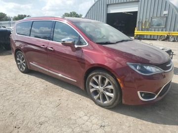 Chrysler Pacifica II 2017 Chrysler Pacifica Limited, 2017r., 3.6L 3.6 Benzyna 287KM, zdjęcie 1