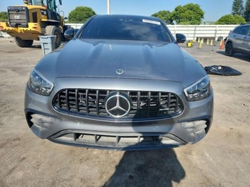 Mercedes Klasa E W214 2023 Mercedes-Benz Klasa E AMG 53 4Matic 2023 3.0l 3.0 Benzyna 429KM, zdjęcie 3