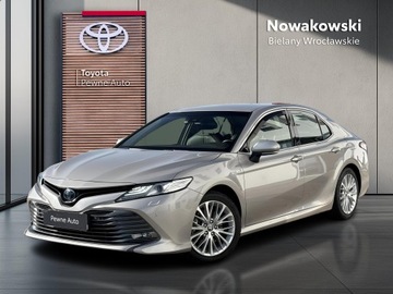 Toyota Camry IX Sedan 2.5 Hybrid Dynamic Force 218KM 2020 Toyota Camry 2.5 Hybrid Executive CVT Toyota Camry