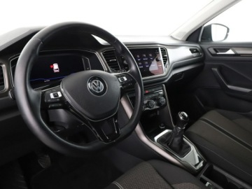 Volkswagen T-Roc I SUV 1.0 TSI 115KM 2018 Volkswagen T-Roc Style virtual PDC tempomat, zdjęcie 13