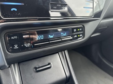 Toyota Auris II Hatchback 5d Facelifting 1.33 Dual VVT-i 99KM 2017 Toyota Auris 1.33 VVT-i Active II (2012-) Toyota A, zdjęcie 15