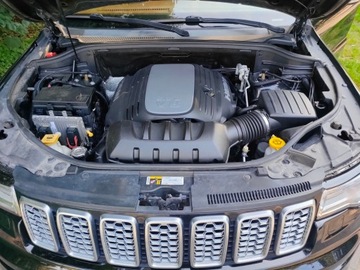 Jeep Grand Cherokee IV 2016 Jeep Grand Cherokee 5.7 V8 Summit 2016r, zdjęcie 9