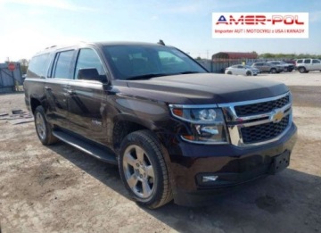 Chevrolet Suburban GMT900 2020 Chevrolet Suburban 2020, 5.3L, LT, od ubezpieczalni 5.3 Benzyna 355KM