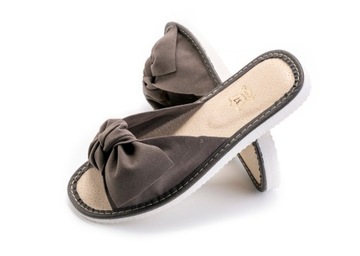 Тапочки, лакированные тапочки